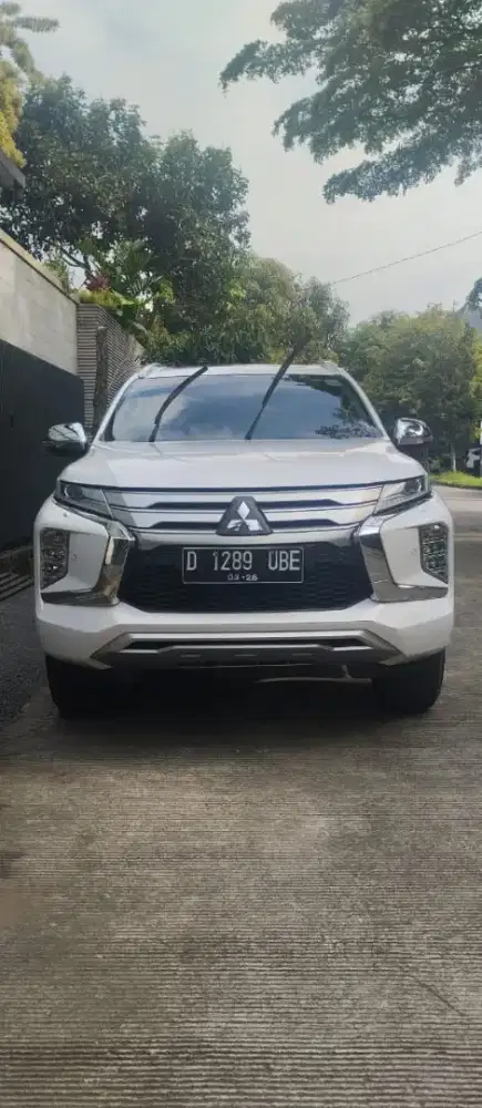 Pajero Sport Dakar Ultimate 2021 Tangan 1