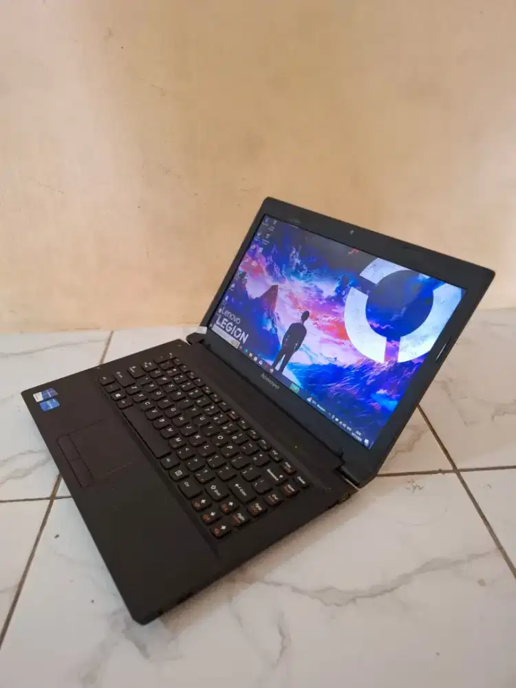Lenovo B490

Prosesor: Intel Celeron 1005M 1.90 GHz