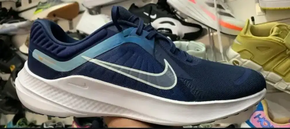 Sepatu Nike quest 5 navy size 41 murah
