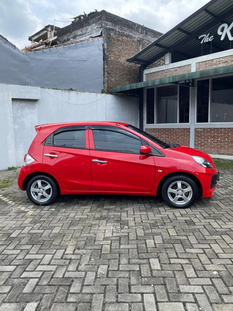 HONDA BRIO MATIC 2016