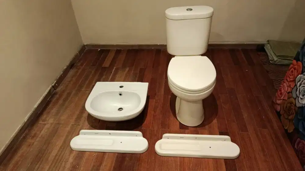 JUAL CLOSED DUDUK TOTO, WESTAFEL AMERICAN STANDARD, TEMPAT SABUN TOTO