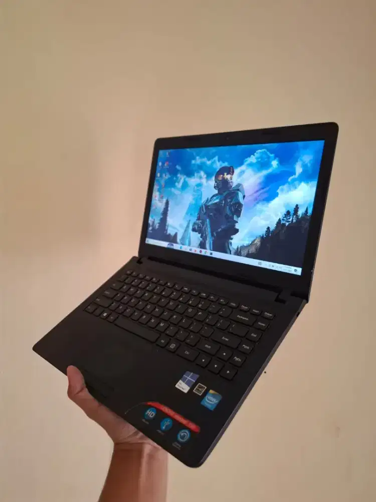 Lenovo Ideapad 100-14IBY

Prosesor: Intel Celeron N2840