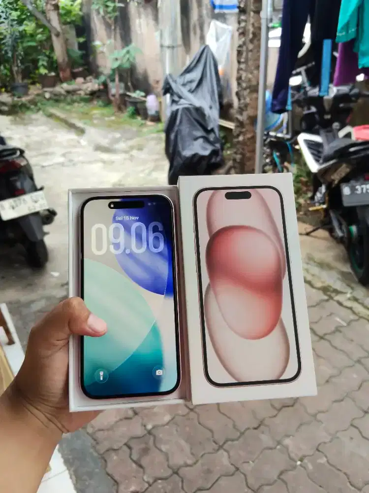 iPhone 15 128gb iBox