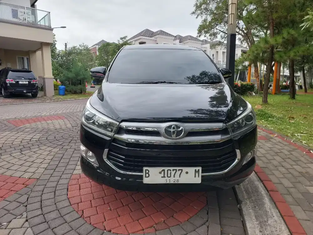 Innova V AT Diesel 2018