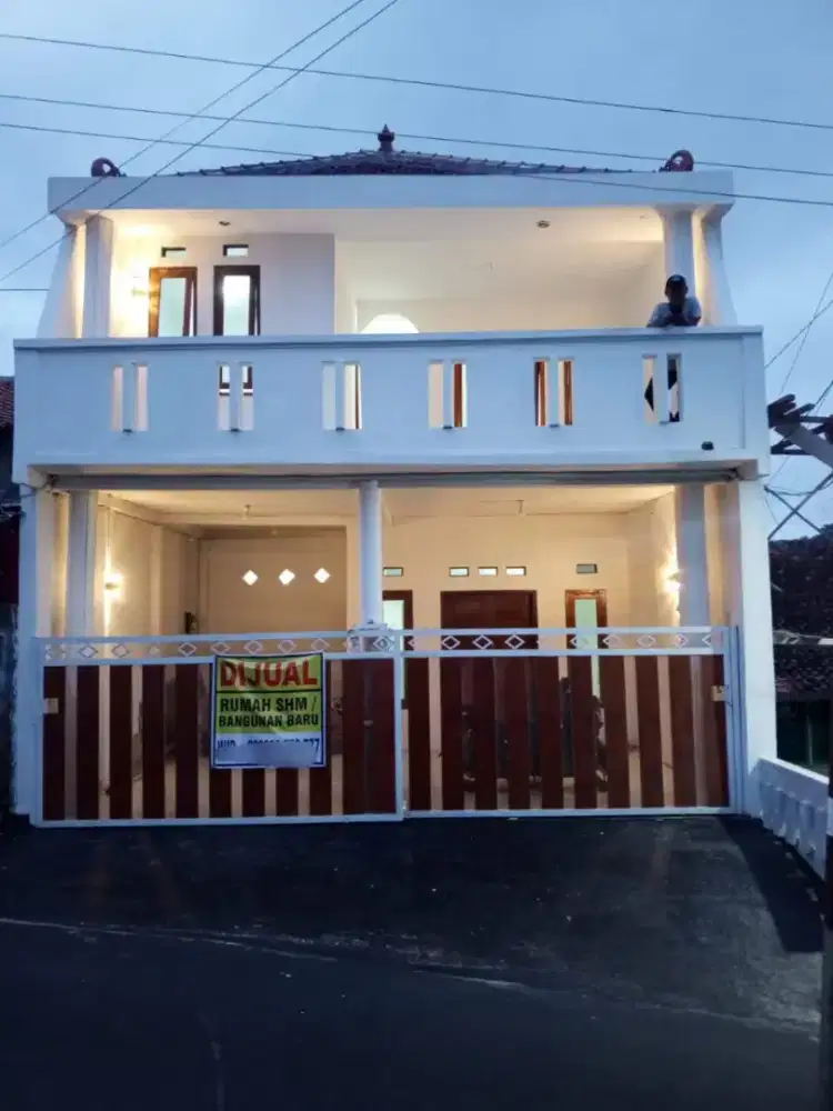 Rumah sangat strategis siap huni bagus murah ditengah kota semarang