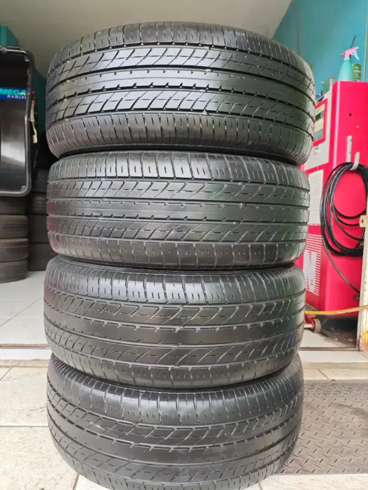 Toyo Ring 18 235 50 R18