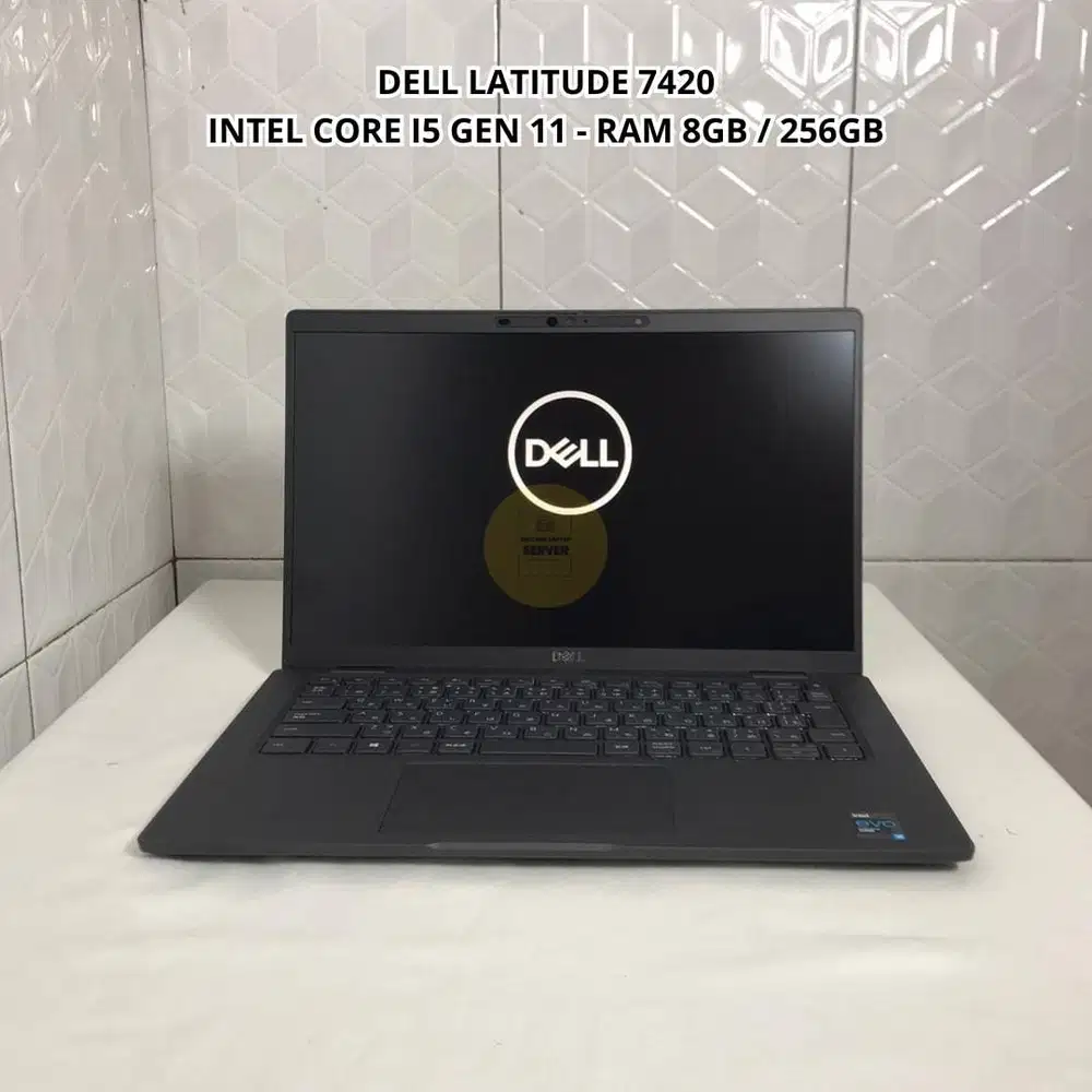 Laptop Profesional Dell Latitude 7420 Core i5 Gen 11 - RAM 8GB/256GB