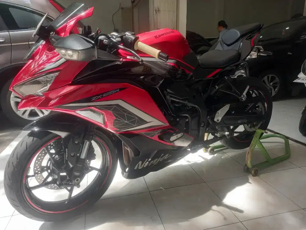 Kawasaki ZX25R 2022