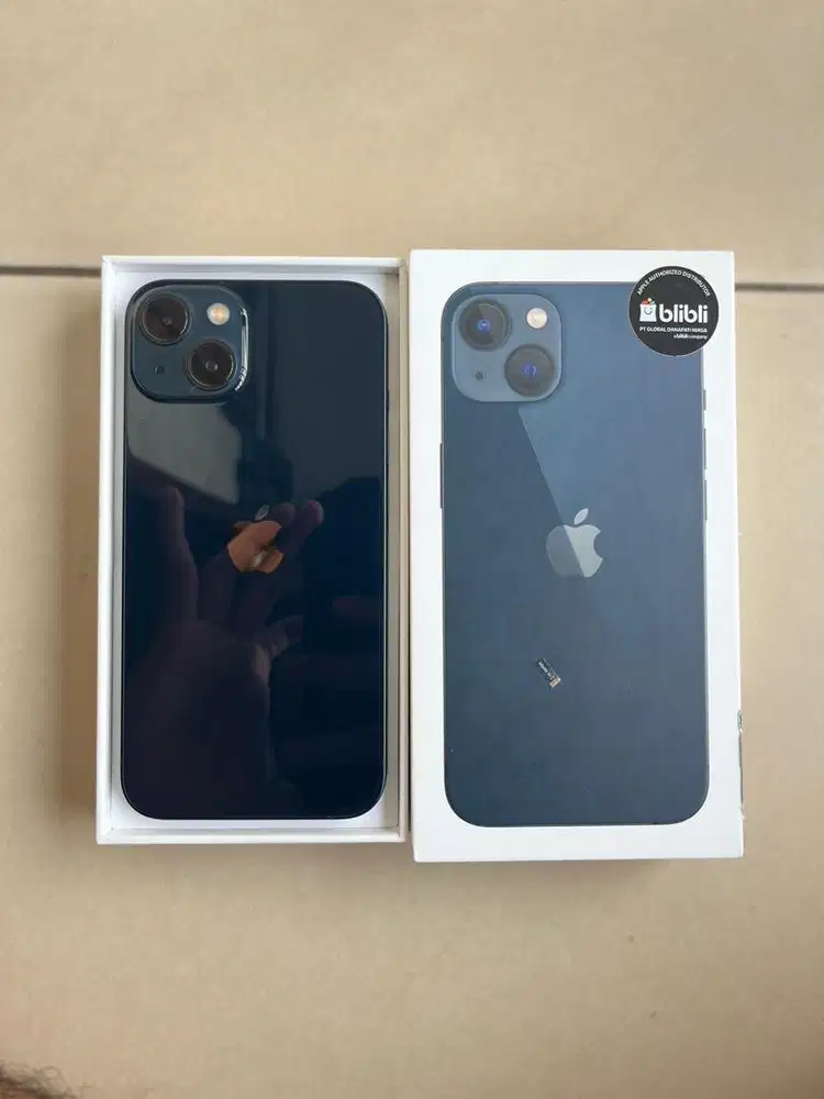 IPHONE 13 128GB MIDNIGHT EX BLI BLI GARANSI ON APRIL 2026