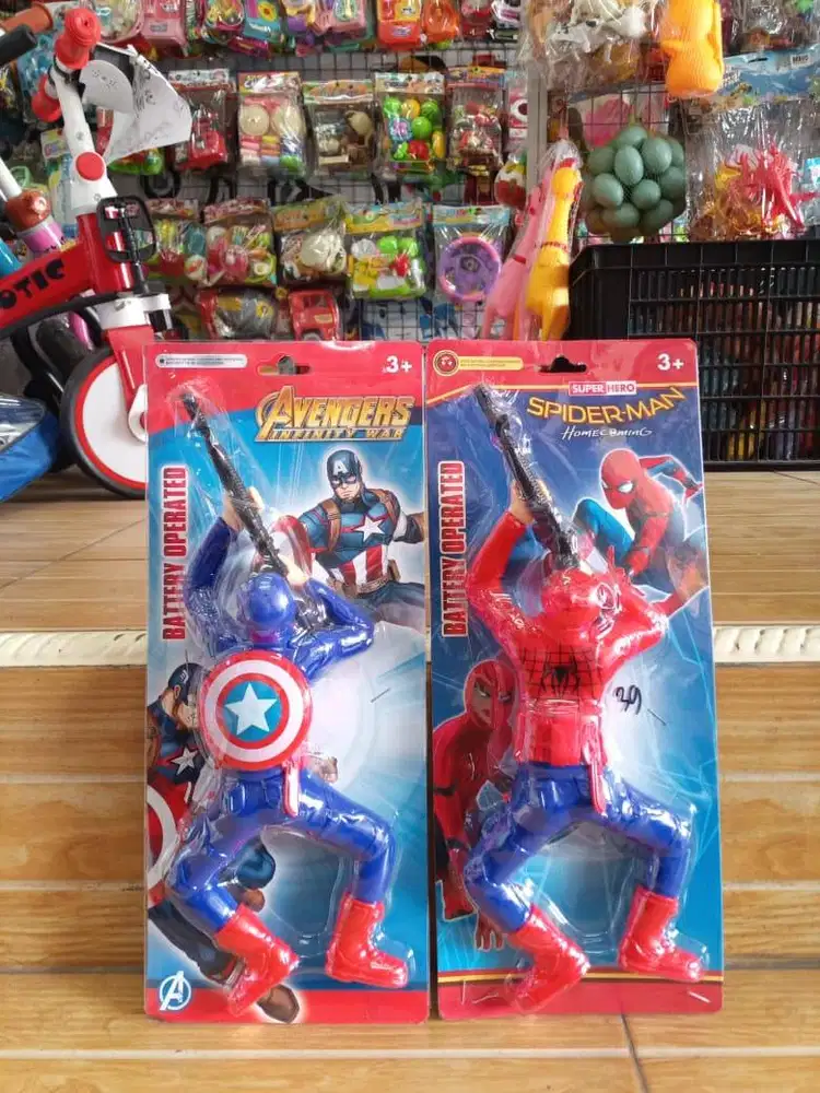 mainan anak avengers rayap baterai