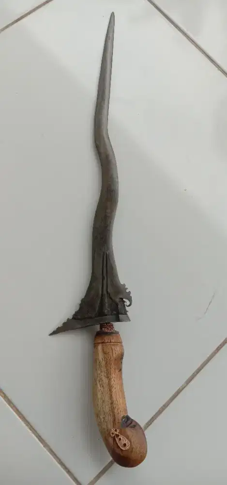 Keris Jangkung Pamor