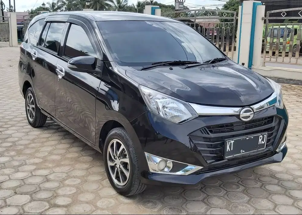 Daihatsu Sigra 1.2 R MT 2018