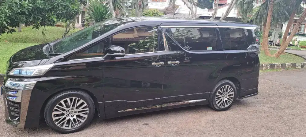 Vellfire 2.5 G ,AT 2016