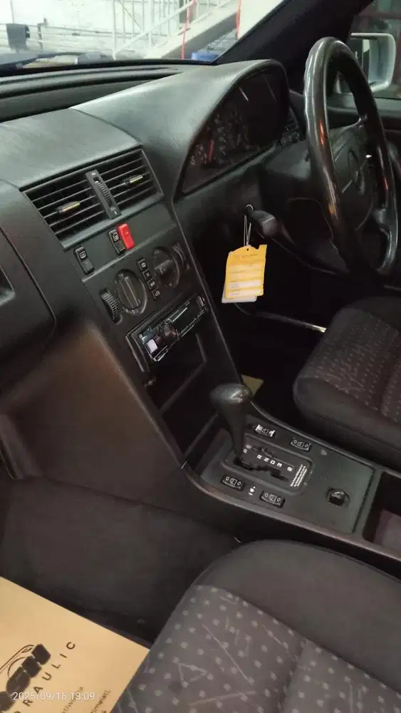 Mercedes-Benz C180 1994 Bensin