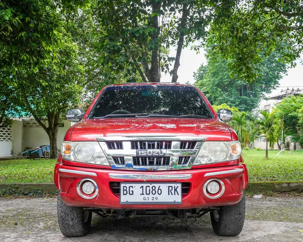 Isuzu Panther 2012 Grand Touring Manual