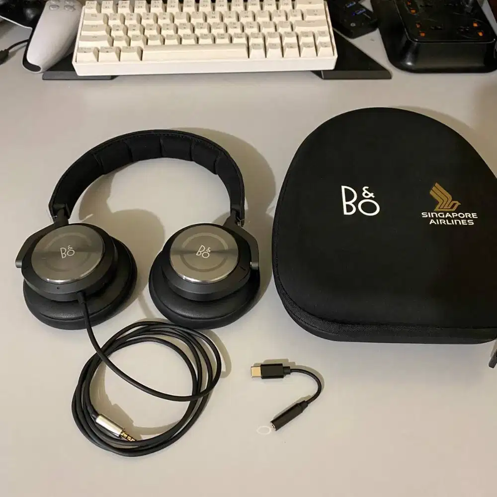 B&O H9I SINGAPORE AIRLINES EDITION BANG OLUFSEN