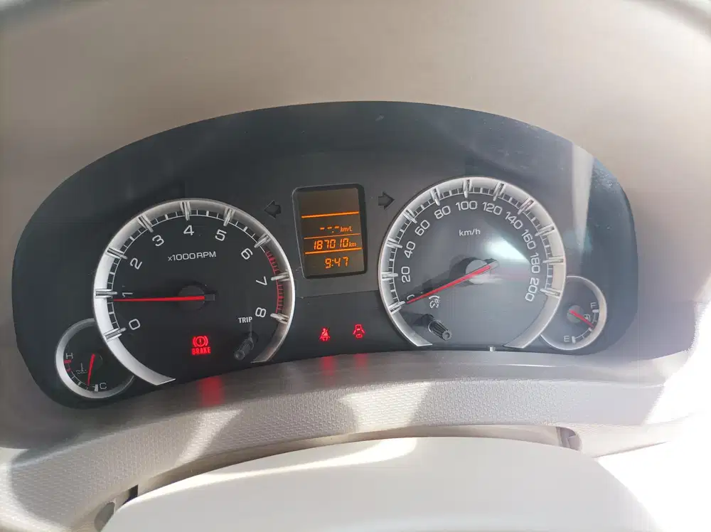 Suzuki Ertiga 2014 Bensin