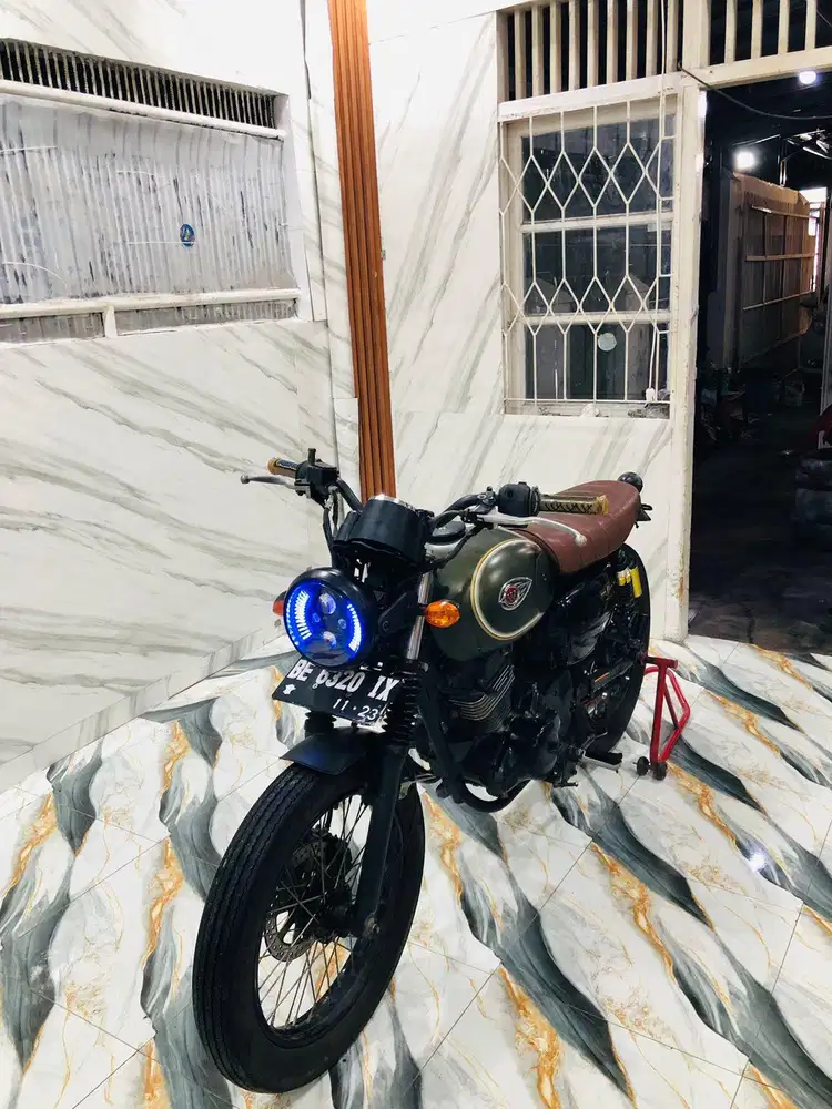 KAWASAKI W175 ICONIC STYLE ISTIMEWA 2018 Pajak Off