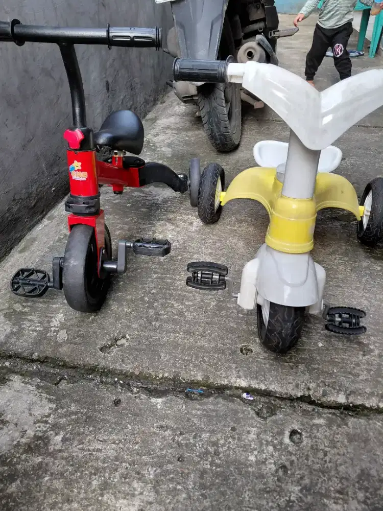 Barang bekas anak syg gk di pake lagi