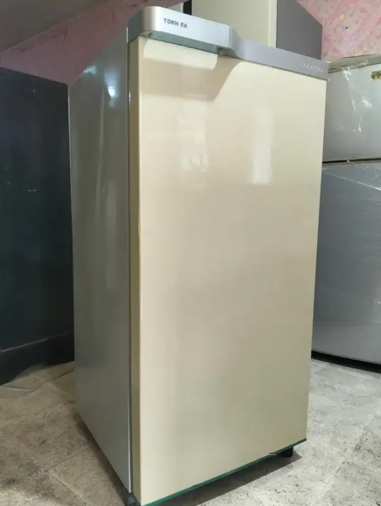 Kulkas Toshiba Glacio