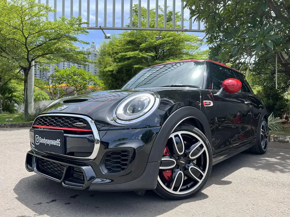 KM.11.000 TDP50JT MINI COOPER 2.0 JCW 2018/2017 BLACK ON BLACK