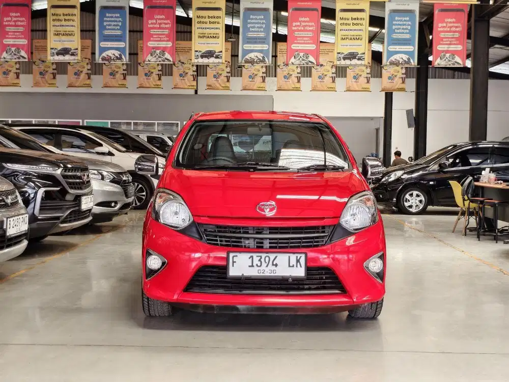 KM 68RB AGYA 1.0 G AT 2015 MERAH dp 11jt no pr pajak panjang istimewa