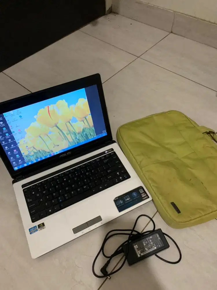 Want to Sell :  Laptop Asus A43SD (White) 14