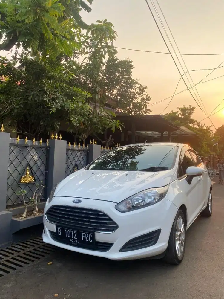 Ford Fiesta Manual 2013/2014