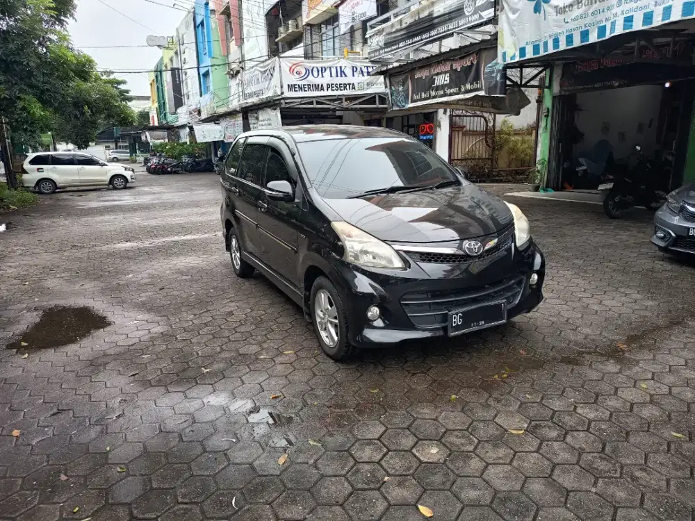 Dijual!!! Veloz Lux 1.5 manual 2014..