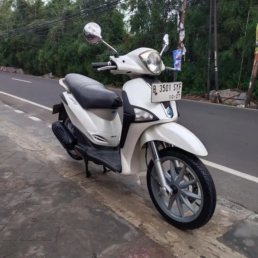 Piaggio Liberty 2012 Orisinil mesin Aluss