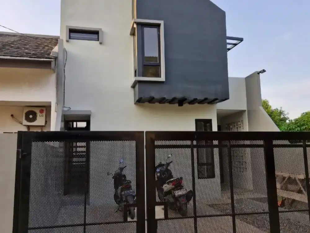 DIJUAL MURAH!! Rumah Mewah Siap Huni Di Lokasi Bebas Banjir Dlm Kavling Auri Jatiasih