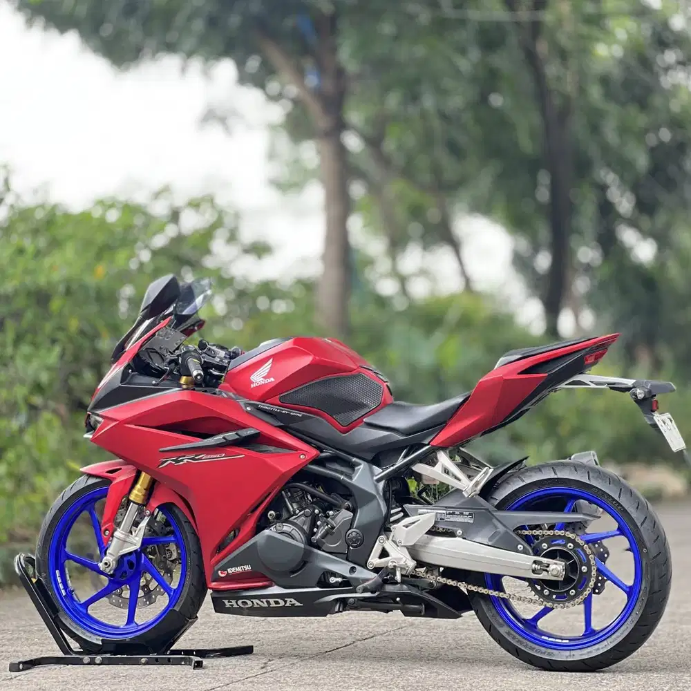 HONDA CBR250RR ABS MERAH 2019 KM LOW PAJAK ON SUPERB