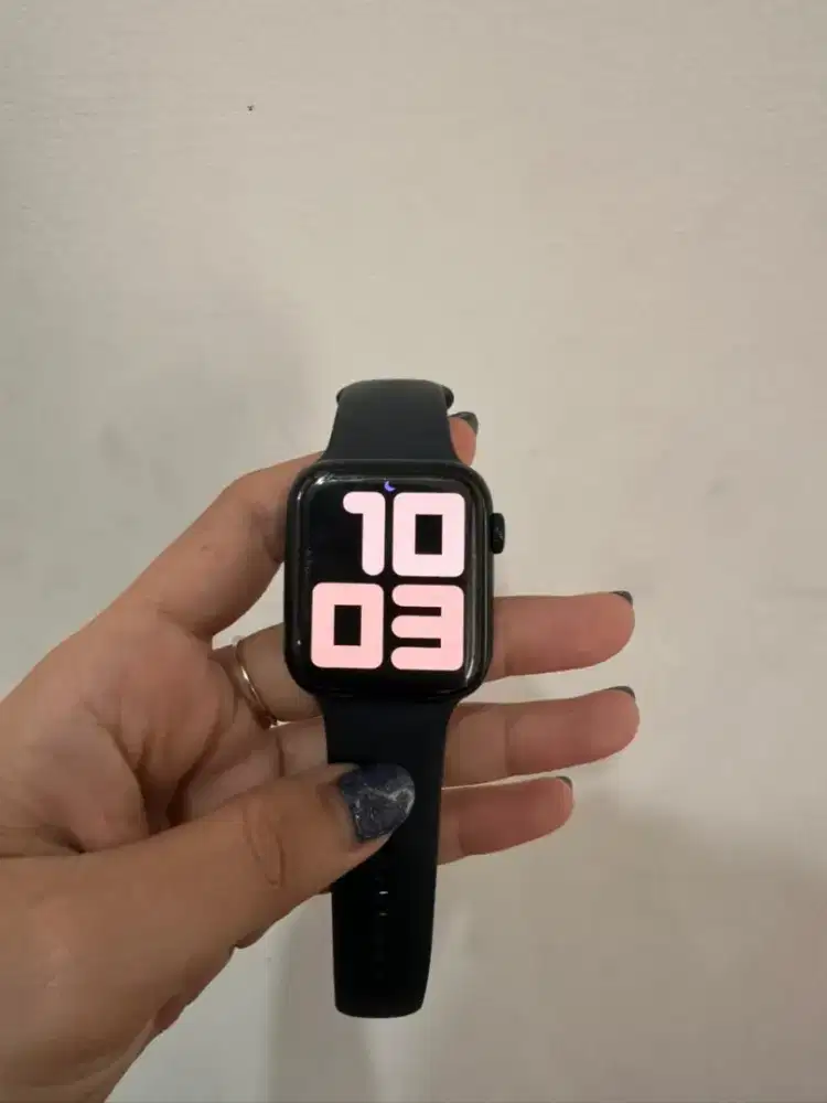 Apple Watch SE-2 (Gen 2)