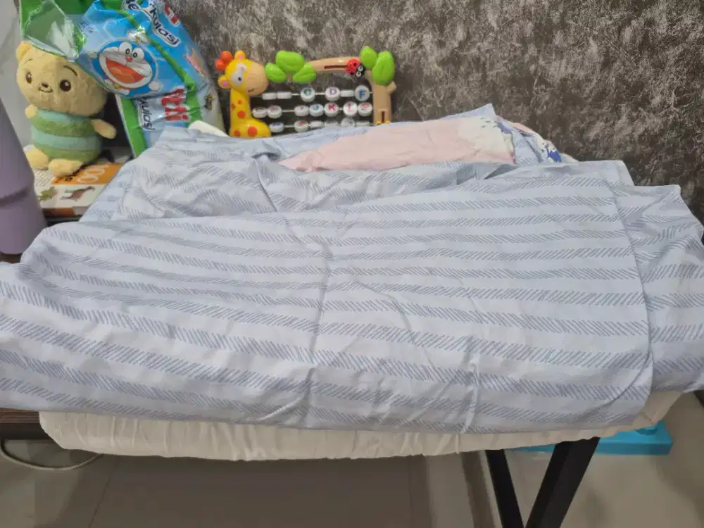 Sprei tebal premium... harga beli 2 juta