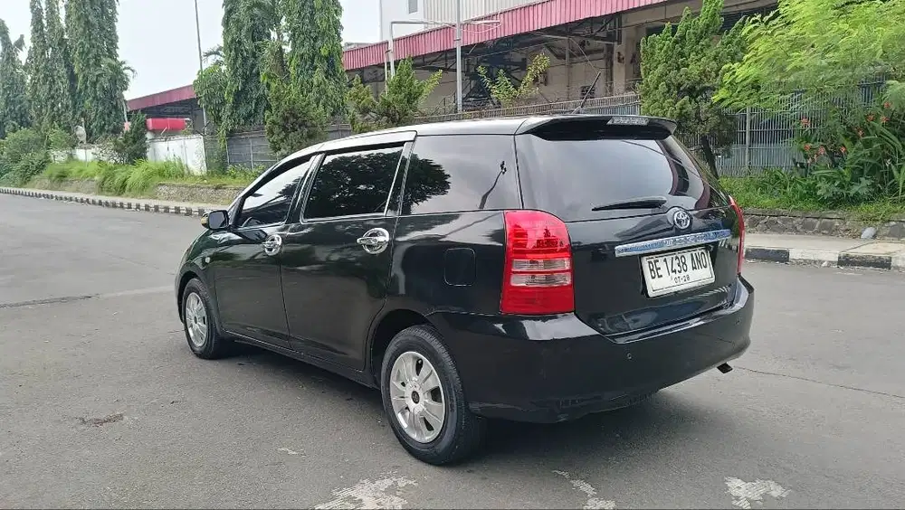 Toyota WISH Buil up 2005
