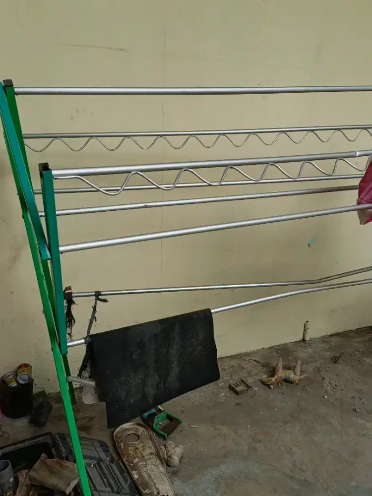 dijual semua kondisi apa adanya