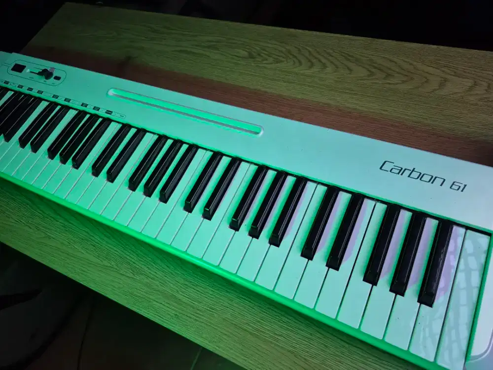 MIDI Controller Samson Carbon 61 USB (Nego)