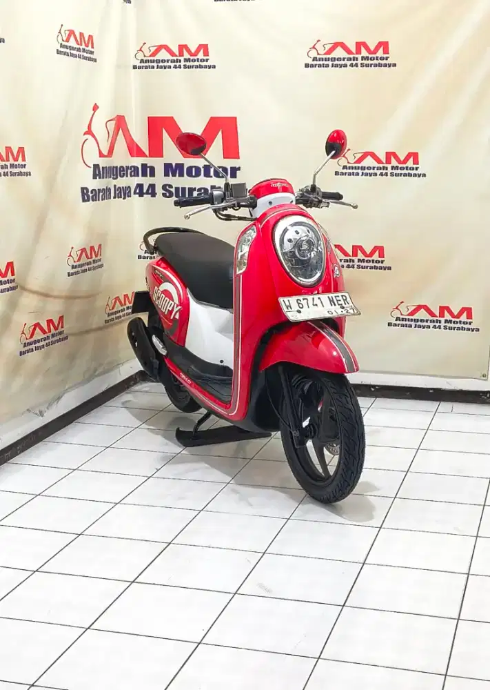 Siap pakai Honda Scoopy sporty tahun 2016 warna merah