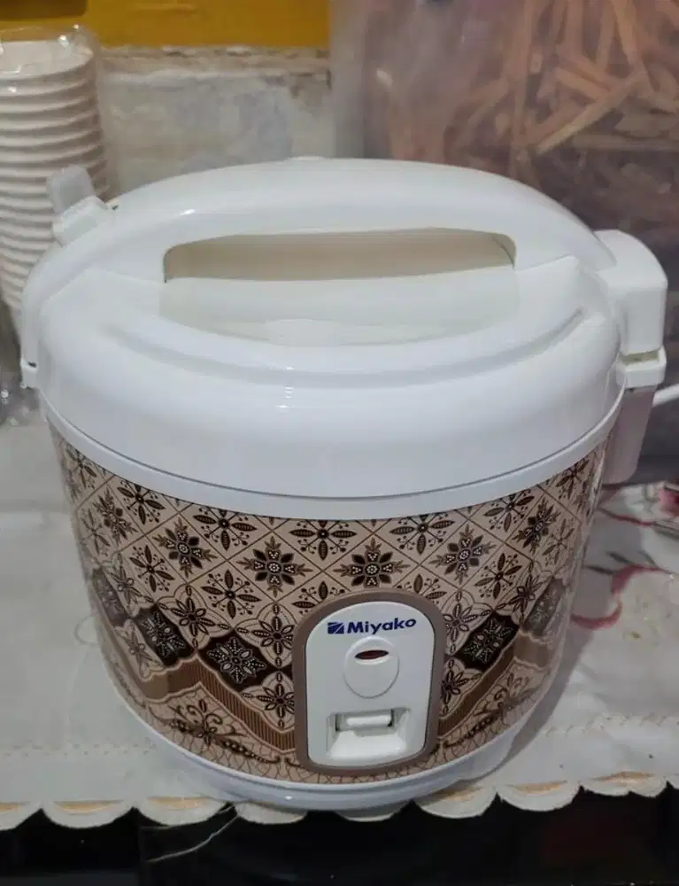 Borongan magicom dan kompor serbaguna