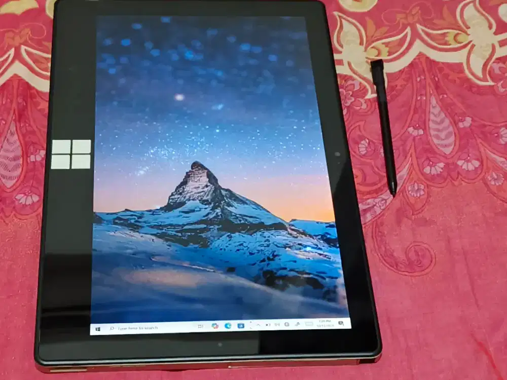 Laptop Touchscreen i5 8/256 Stylus Tablet Windows