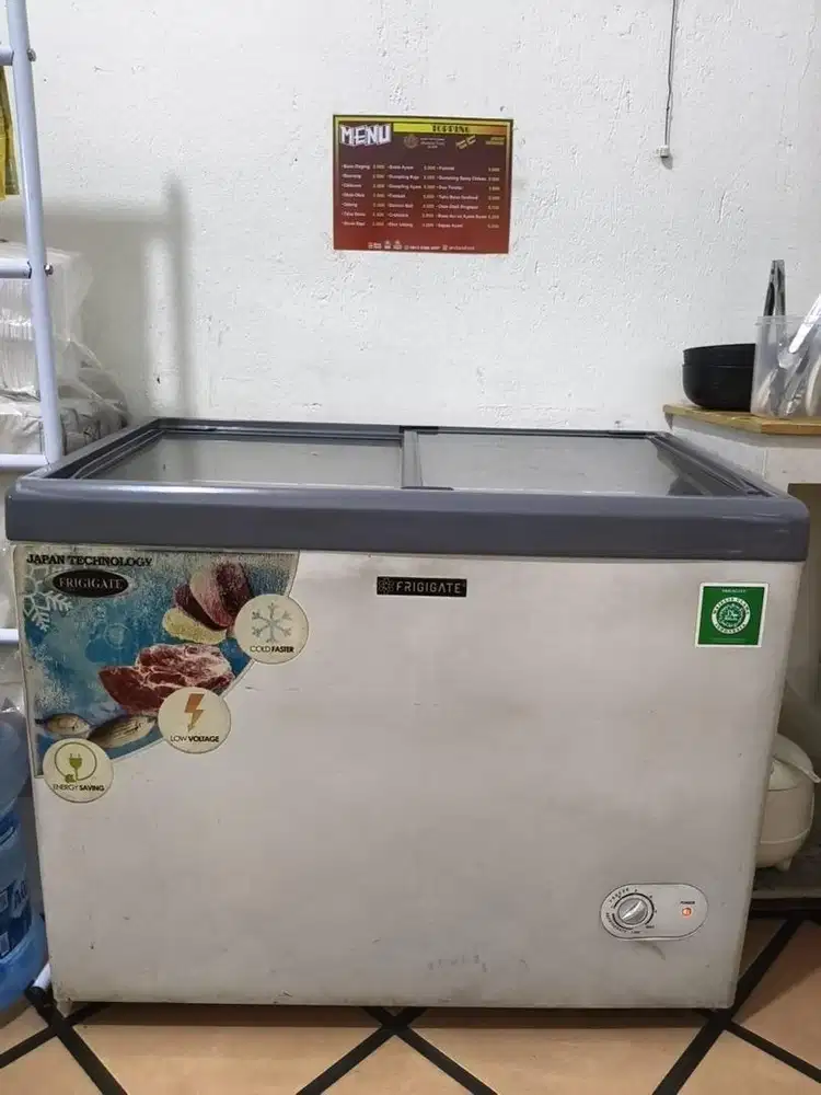 Freezer Frigigate Sliding 210 kapasitas 184Liter