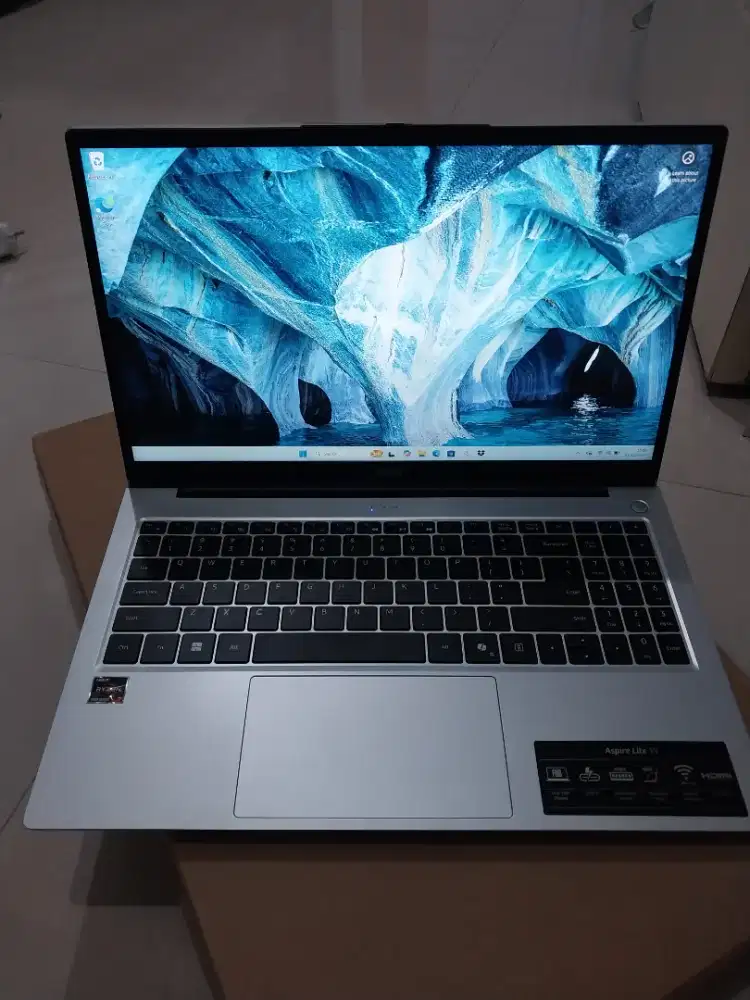 Jual laptop kondisi 99% baru