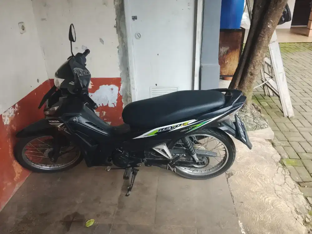 Jual motor Revo vit 2015