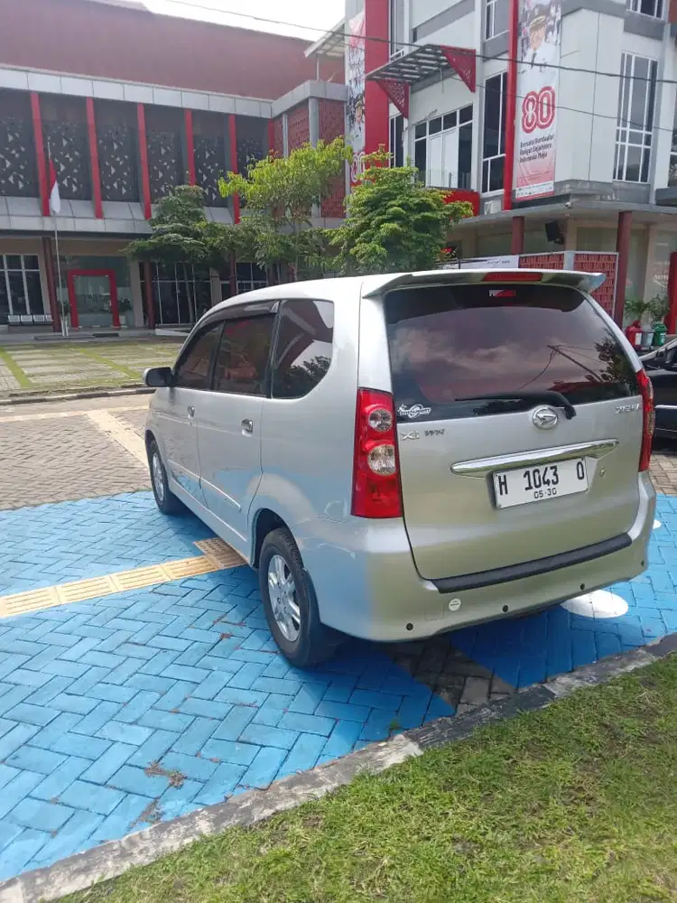 Daihatsu Xenia 2010 Bensin