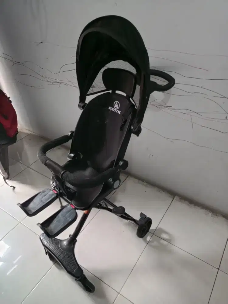 STROLLER MEREK EXOTIC