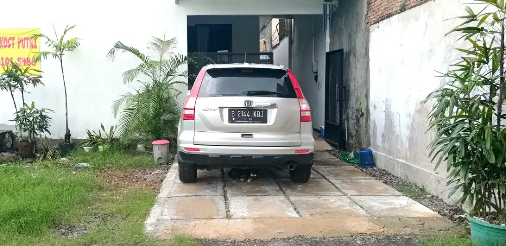 Dijual Rumah induk dan Kos 7 pintu