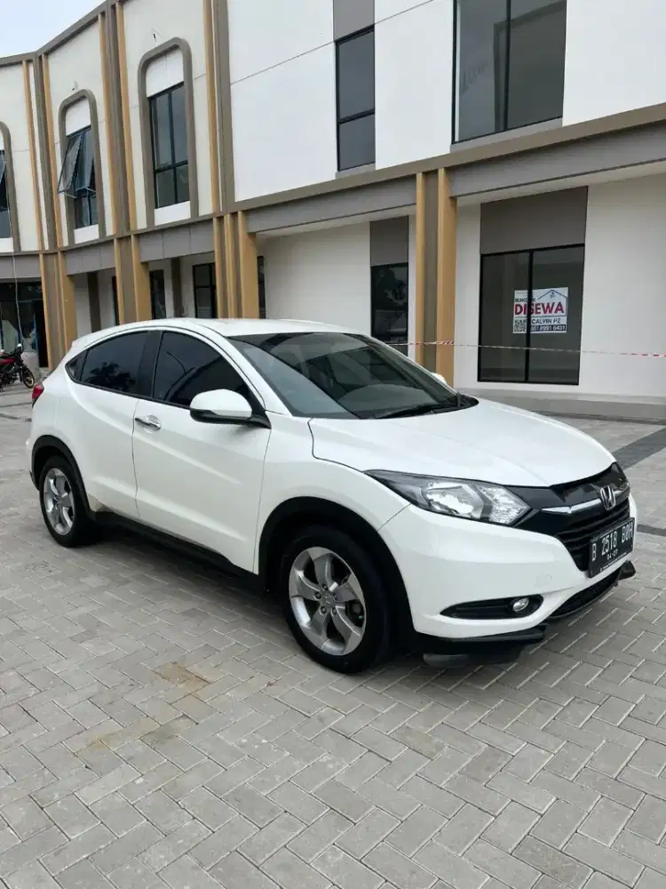 HONDA HR-V 1.5 E CVT 2017 SUPER TERAWAT DAN MULUS