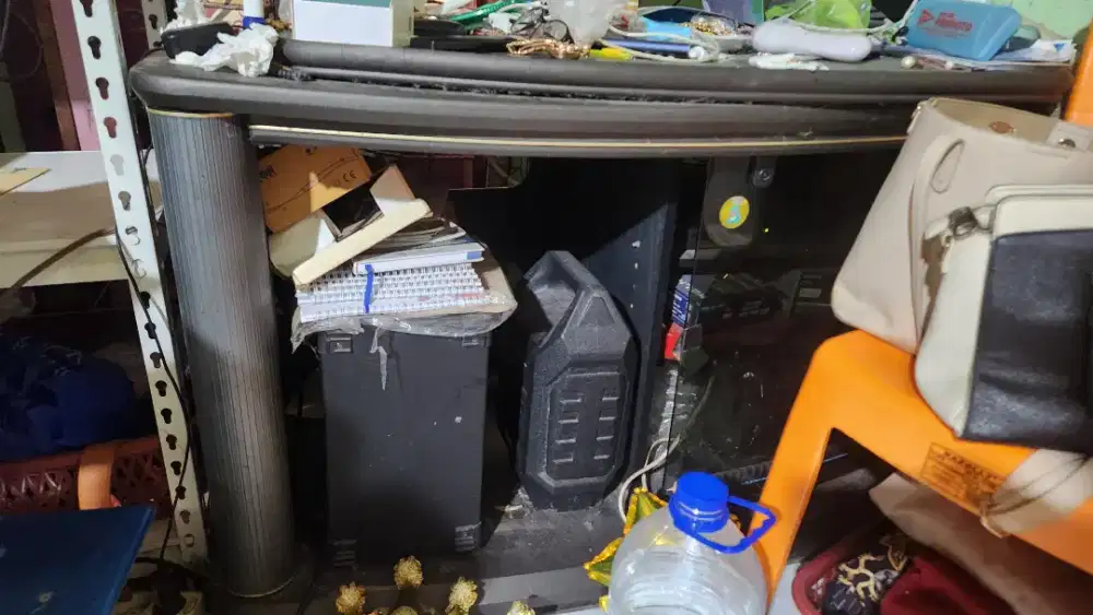 Rak tv jadul untuk tv 40 inch