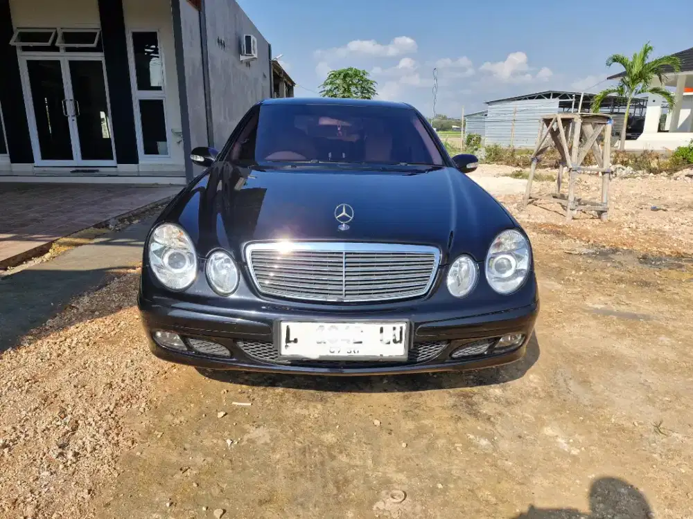 Mercedes Benz W211 E200 2005