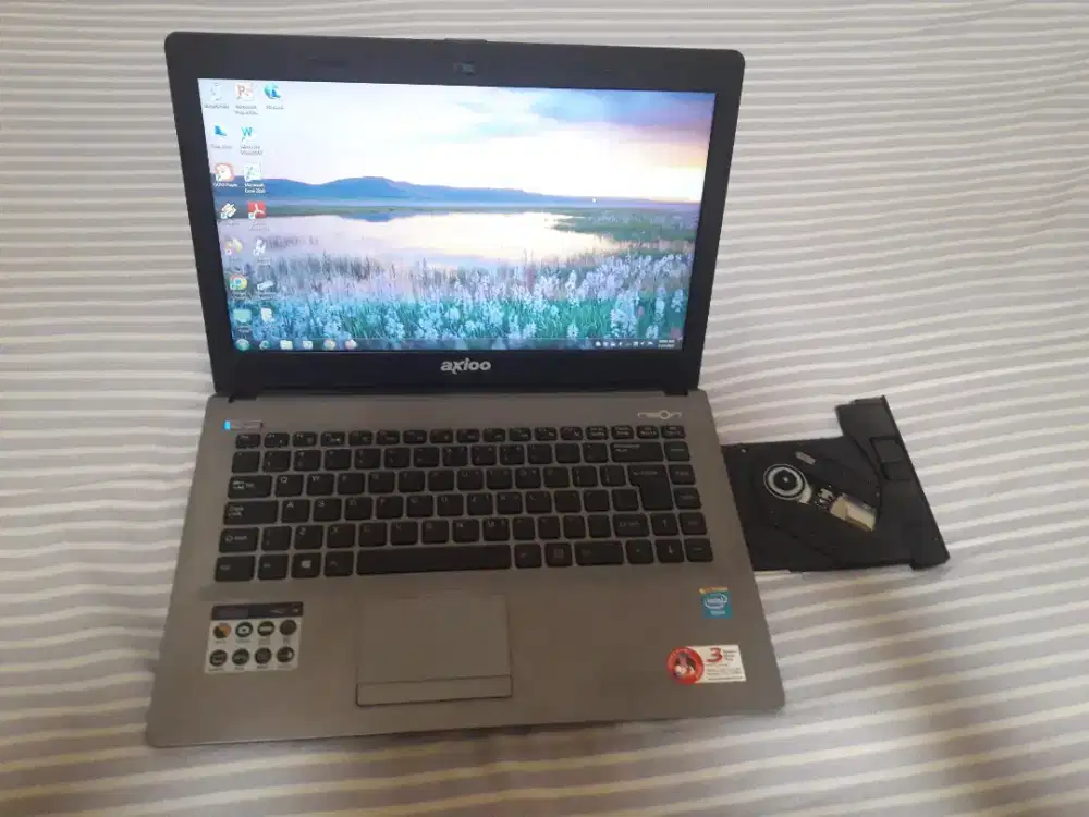 Laptop Axioo TNN 2Gb